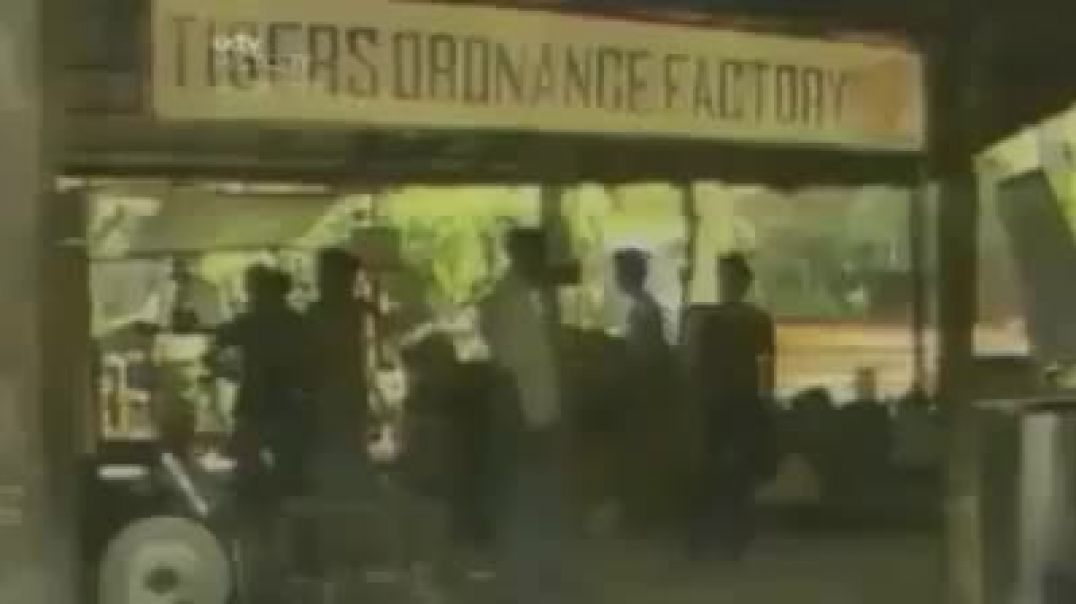 ரத்தத்திலே சிவந்த மண்ணே - raththaththilee sivantha mannee