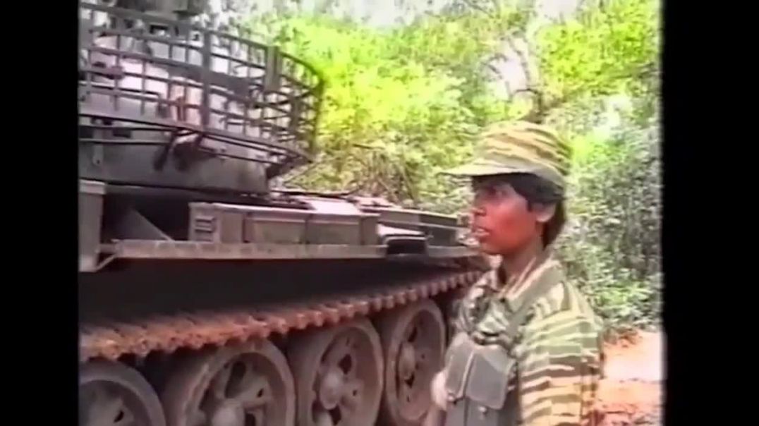 பெண்புலிகள் தகரி ஓட்டும் காட்சி | Tamil Tiger Women Tank Riding scene
